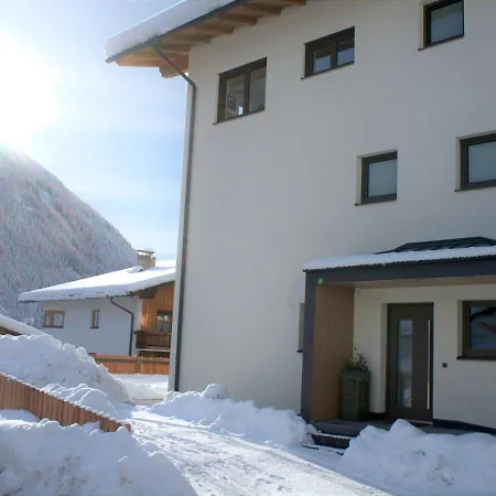 Apartman Berg' & Bluamen Stubai Neustift im Stubaital
