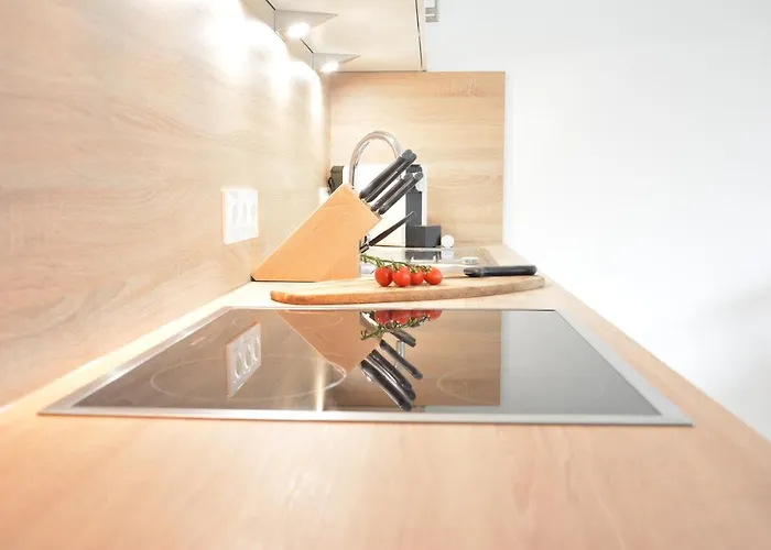 Berg' & Bluamen Stubai Апартаменты Нойштифт-им-Штубайталь