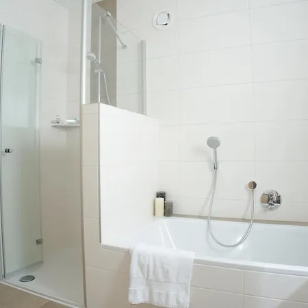 Apartment Berg' & Bluamen Stubai *